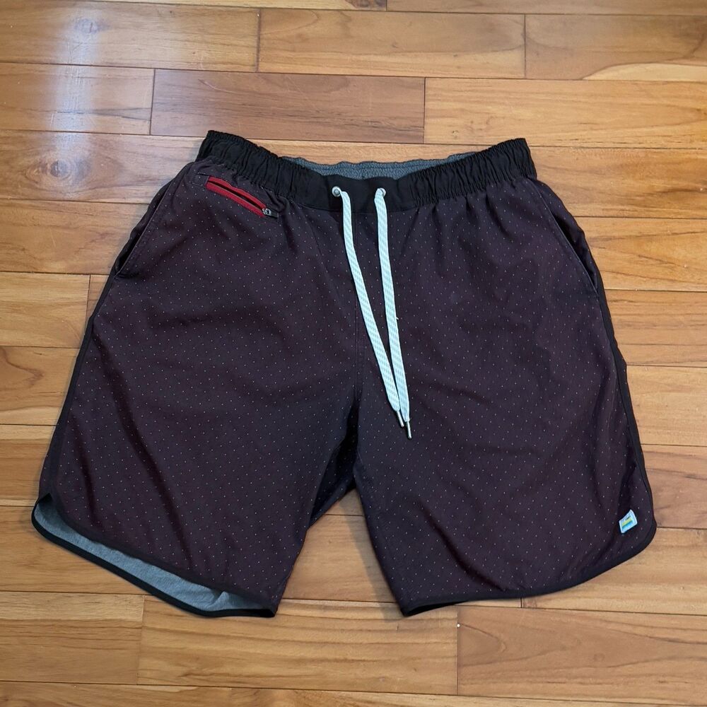 Men Vuori Banks Micro Dot Shorts Dark Red White Running Athletic Activewear - Picture 2 of 7